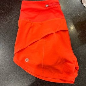 Lululemon High Rise Speed Up shorts 4”